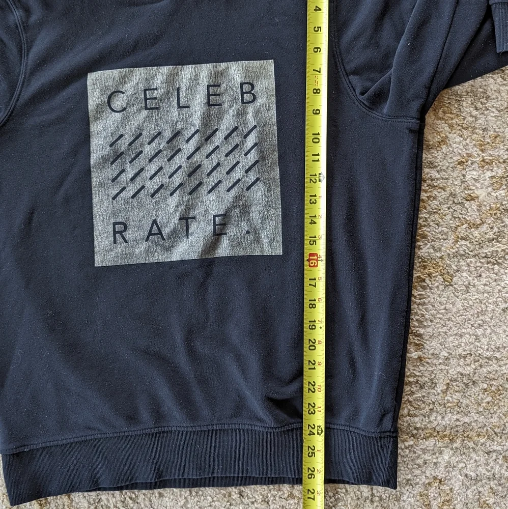 H&M Black Gold Graphic Celebrate Hoodie Sweatshirt Men's Size Medium - Picture 5 of 7